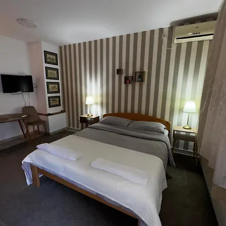 Holiday Апартаменты